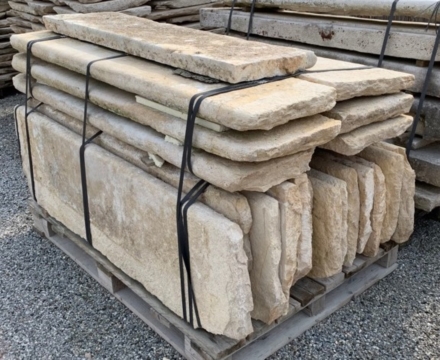 ANTIQUE STONE STEPS AGE 18th Century ANTIQUE STONE STEPS AGE 18th Century